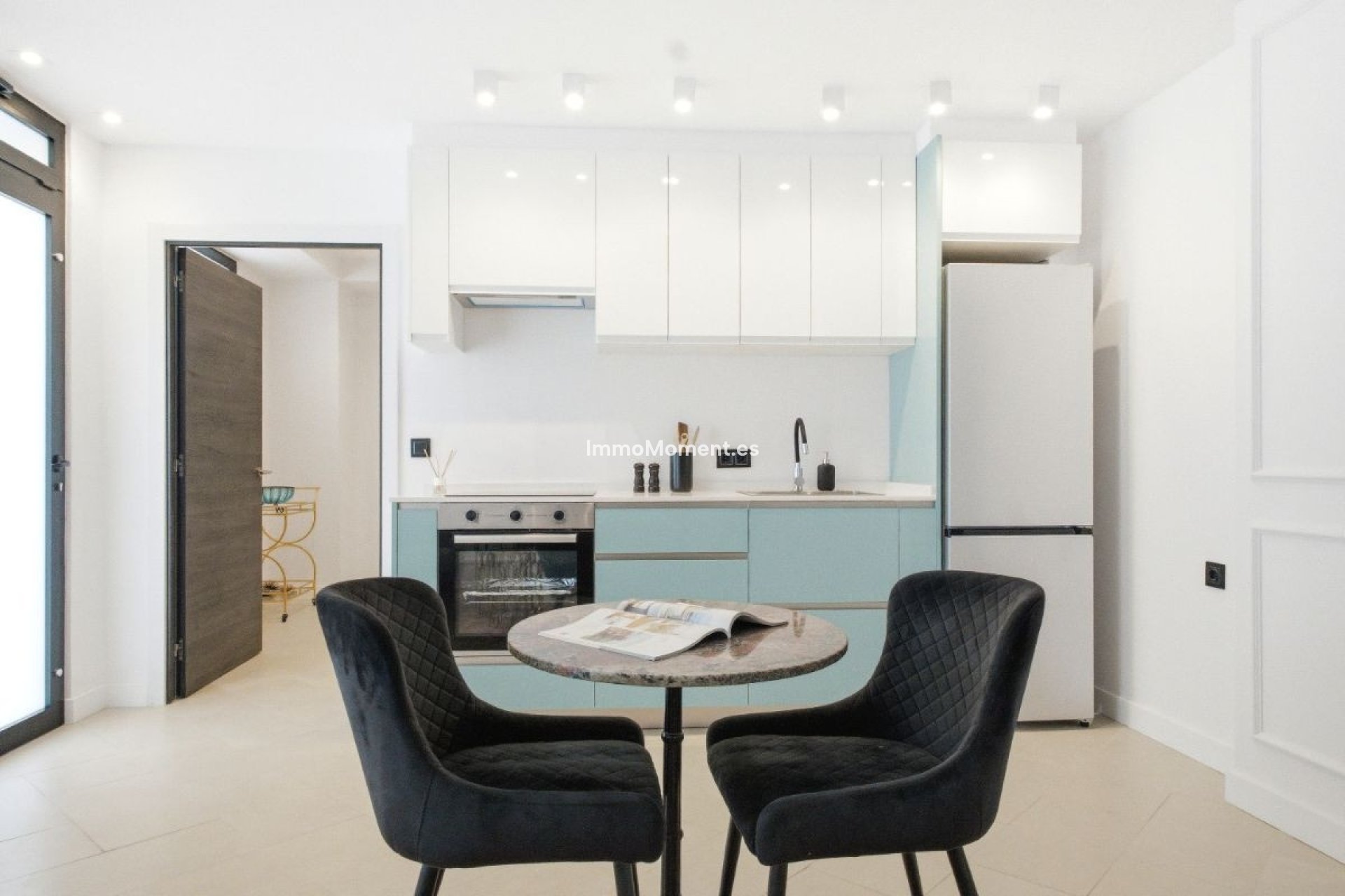 Resale - Apartment - Torrevieja - Torrevieja Centro