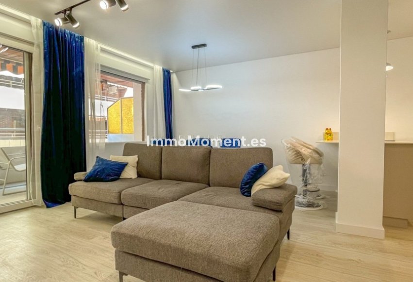 Resale - Apartment - Torrevieja - Torrevieja Centro