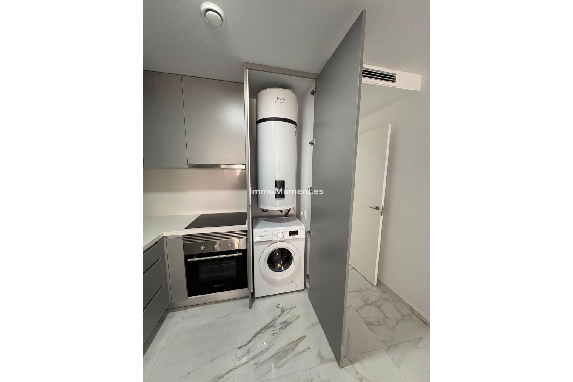 Resale - Apartment - Torrevieja - Torrevieja Centro