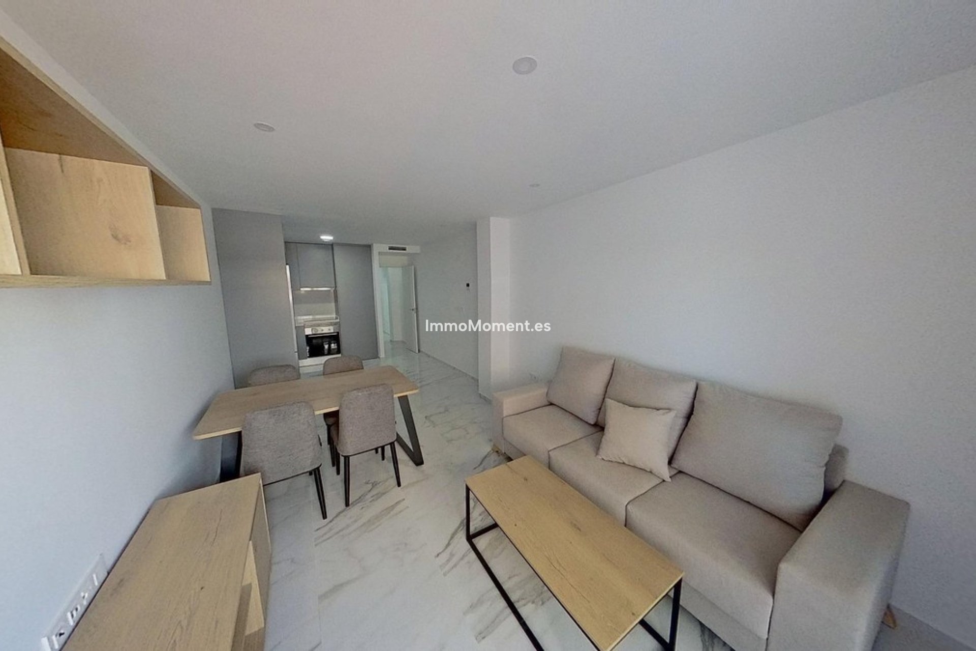 Resale - Apartment - Torrevieja - Torrevieja Centro