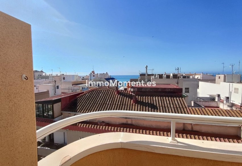 Resale - Apartment - Torrevieja - Torrevieja Centro