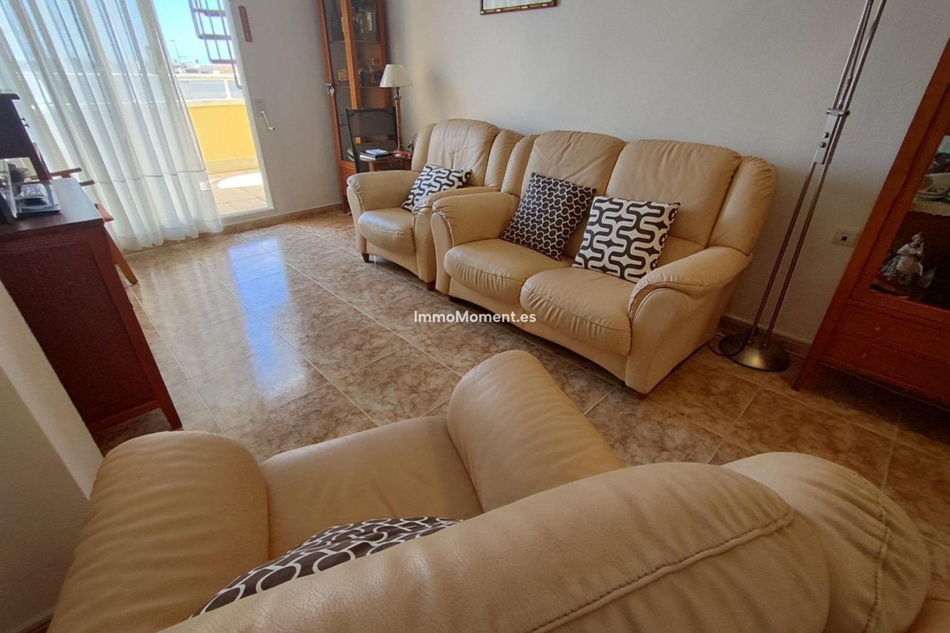 Resale - Apartment - Torrevieja - Torrevieja Centro