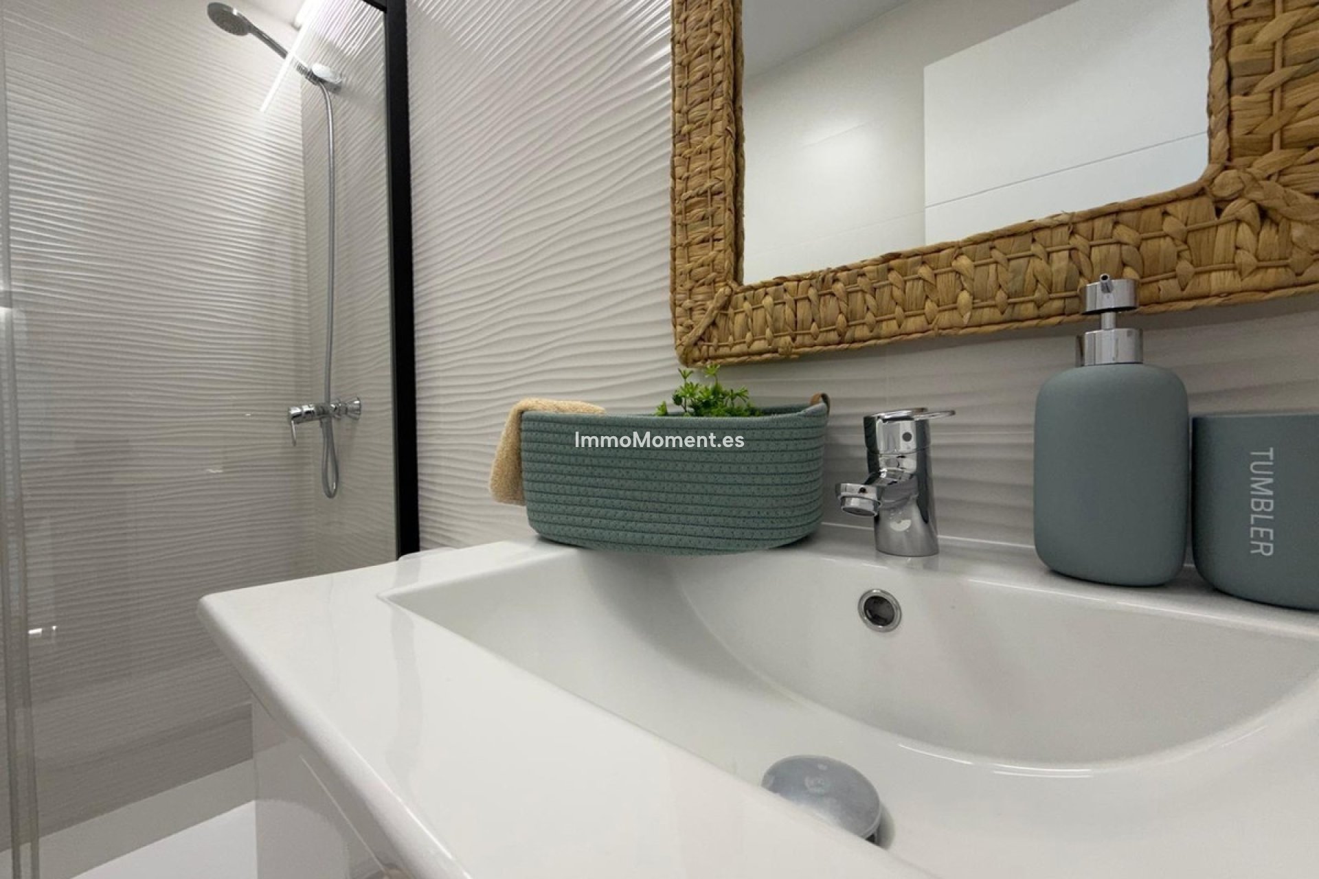 Resale - Apartment - Torrevieja - Torrevieja Centro