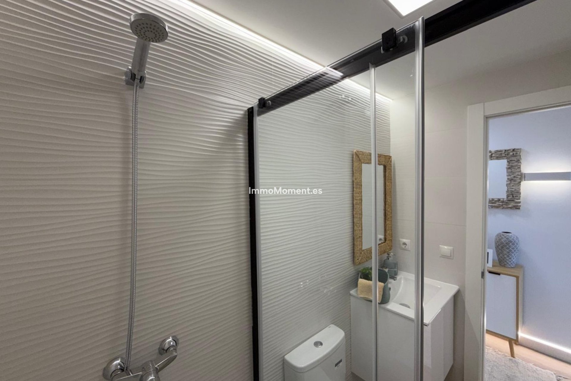 Resale - Apartment - Torrevieja - Torrevieja Centro