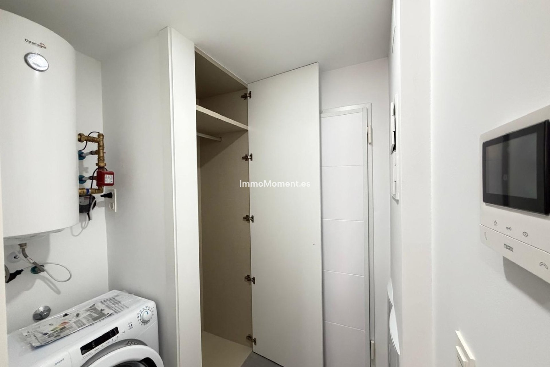 Resale - Apartment - Torrevieja - Torrevieja Centro