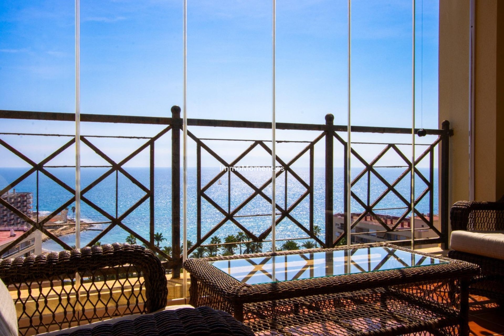 Resale - Apartment - Torrevieja - Torrevieja Centro