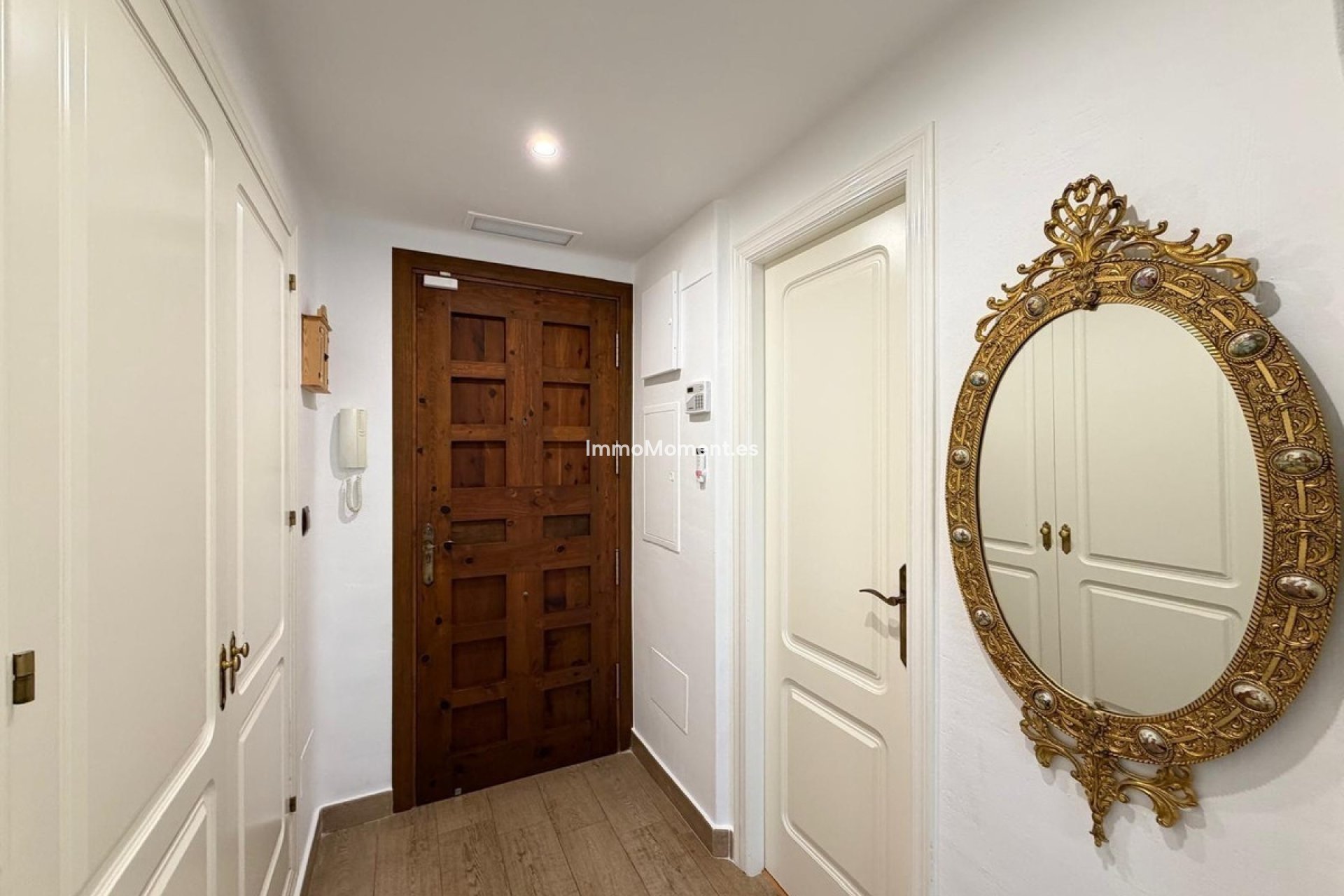 Resale - Apartment - Torrevieja - Torrevieja Centro