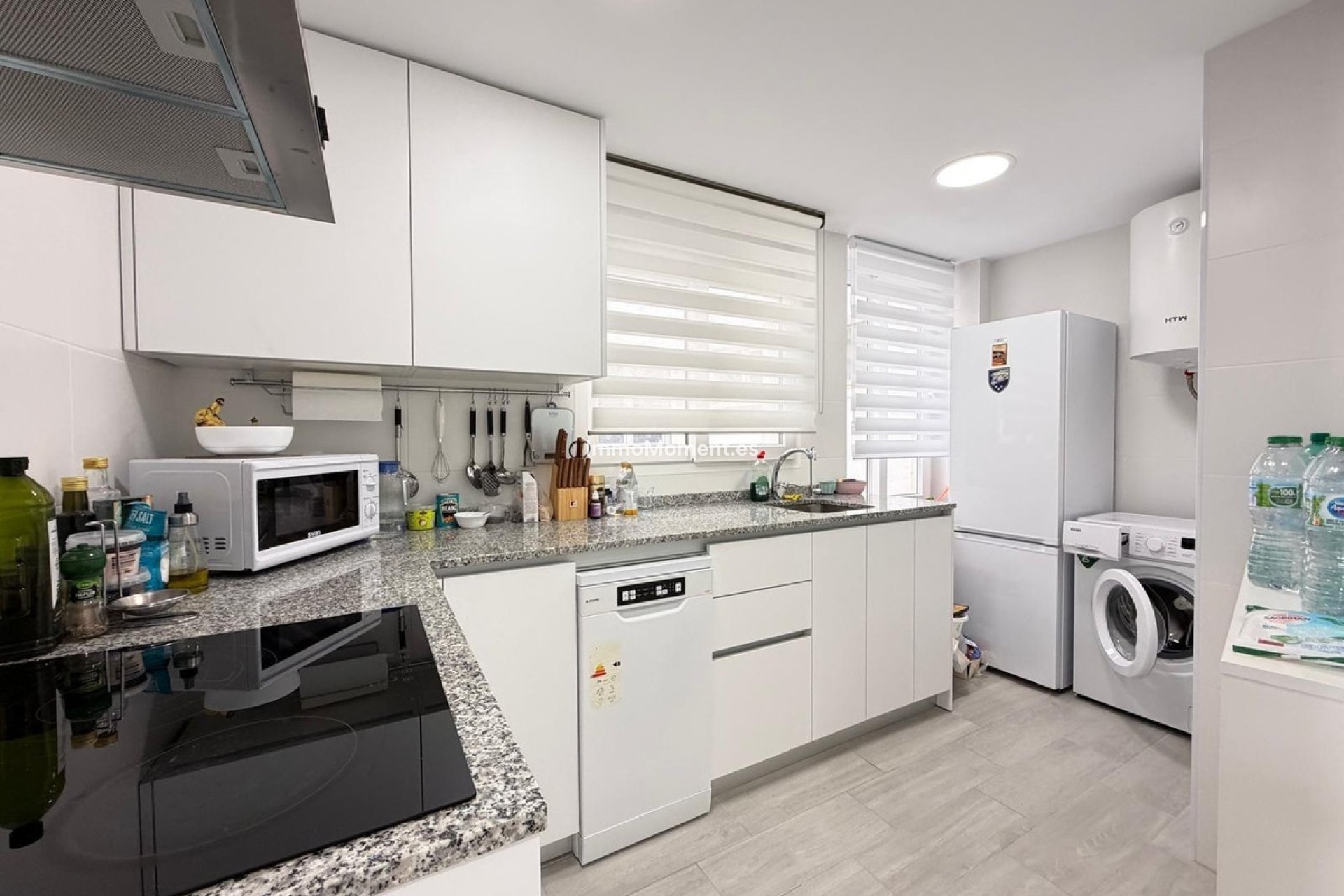 Resale - Apartment - Torrevieja - Torrevieja Centro