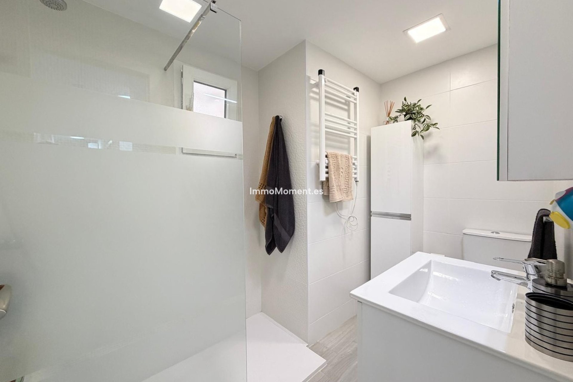 Resale - Apartment - Torrevieja - Torrevieja Centro