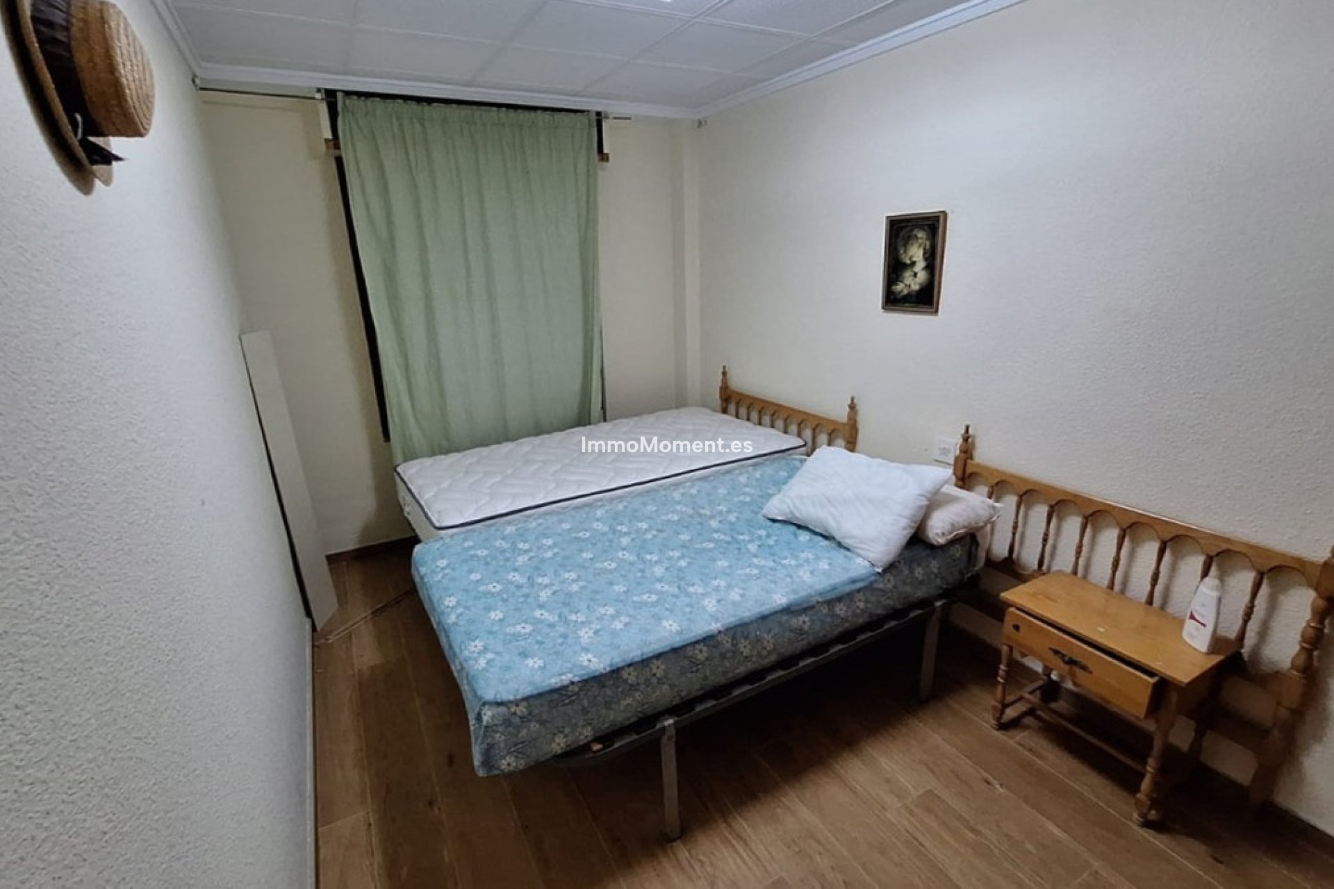 Resale - Apartment - Torrevieja - Torrevieja Centro