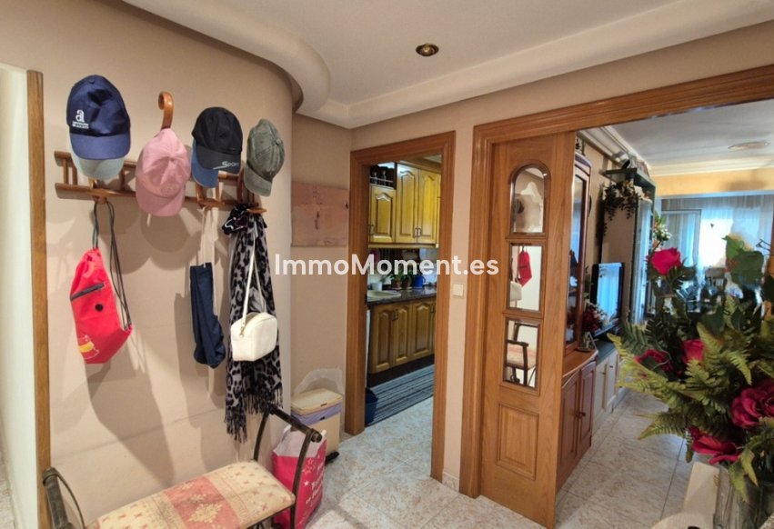 Resale - Apartment - Torrevieja - Torrevieja Centro