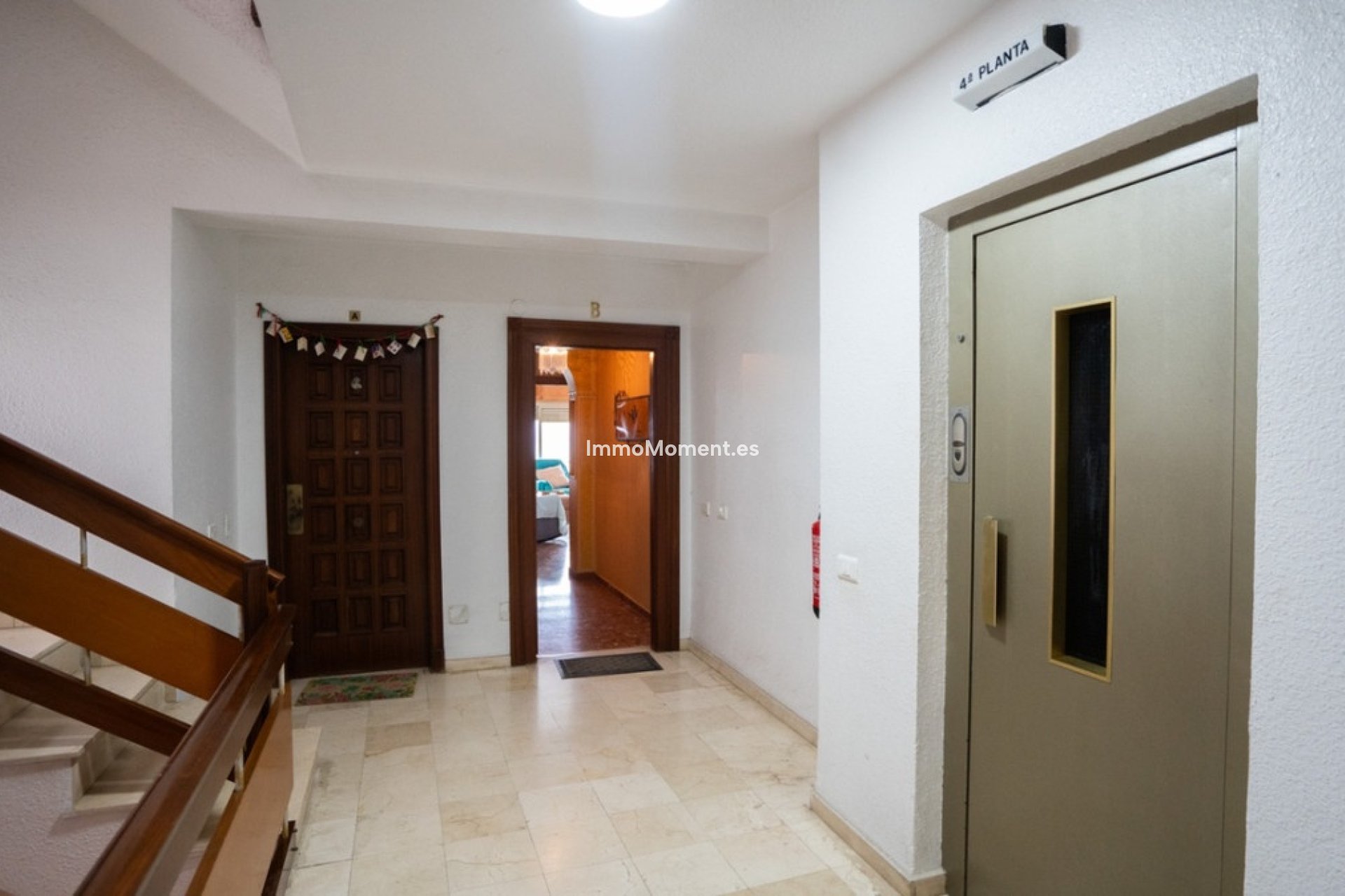 Resale - Apartment - Torrevieja - Torrevieja Centro