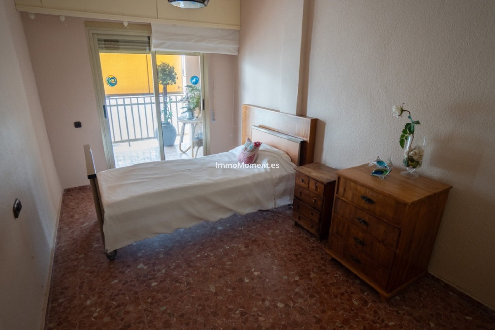 Resale - Apartment - Torrevieja - Torrevieja Centro