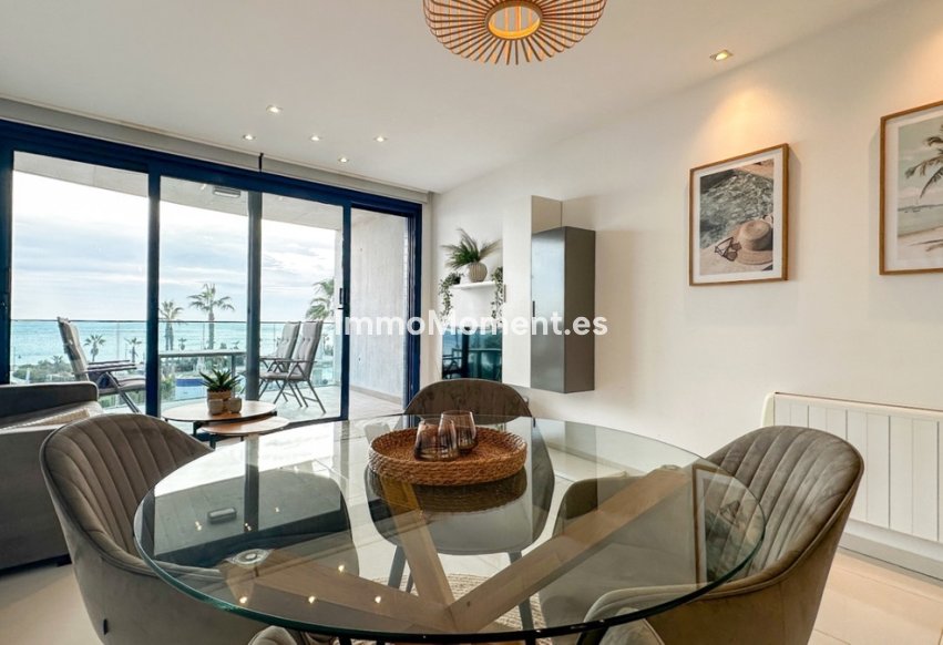 Resale - Apartment - Torrevieja - Torrevieja Centro