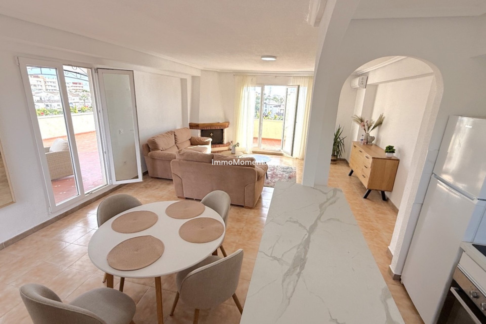 Resale - Apartment - Torrevieja - Torrevieja Centro