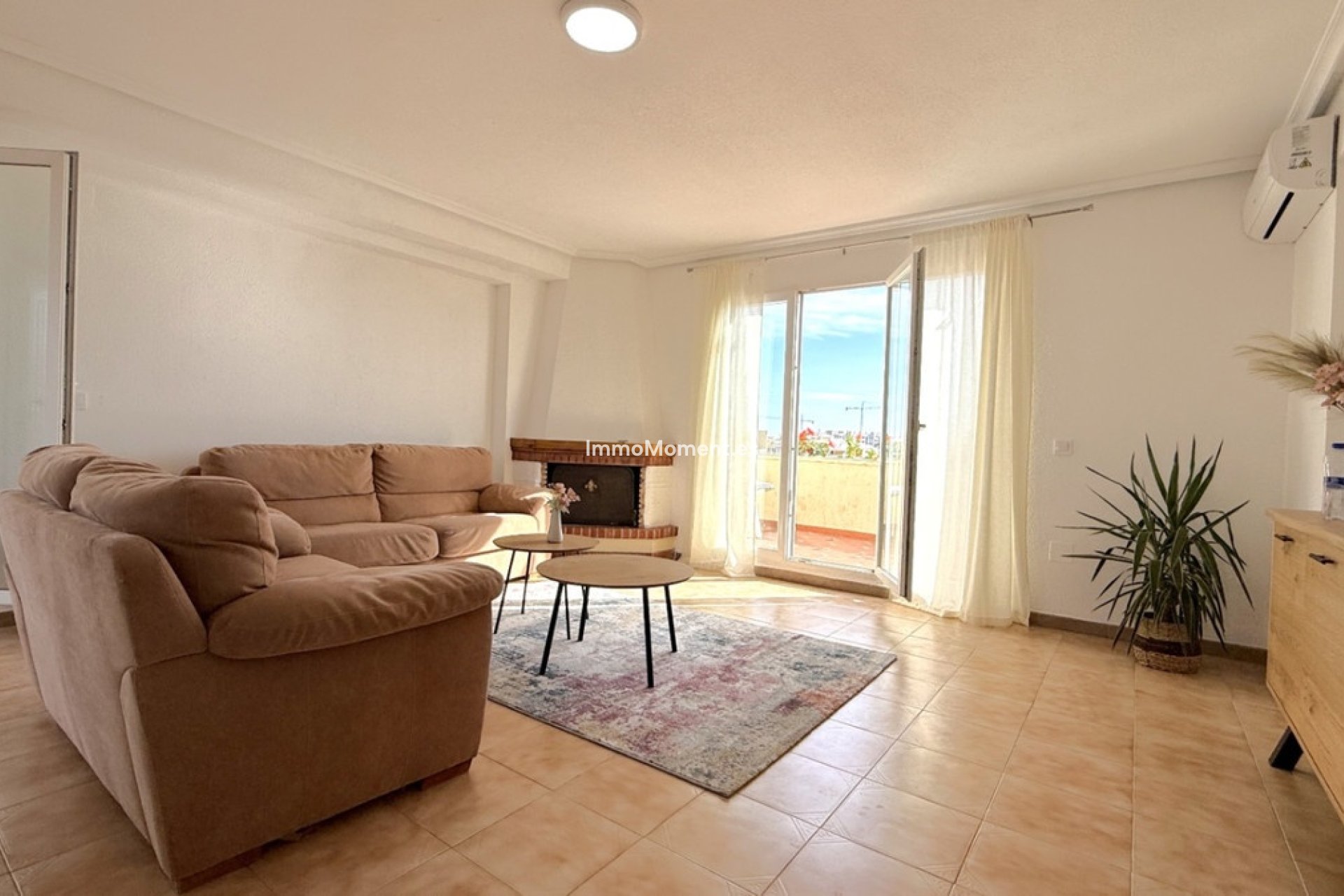 Resale - Apartment - Torrevieja - Torrevieja Centro
