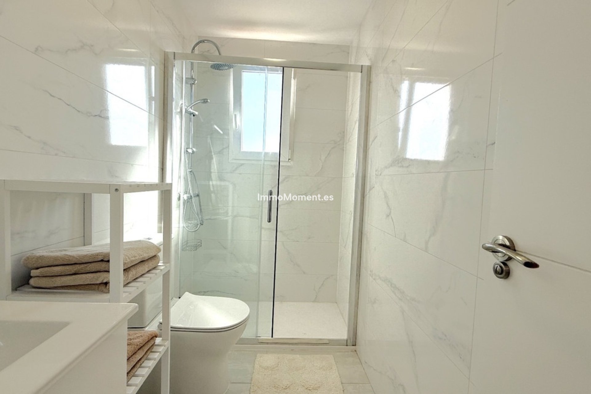 Resale - Apartment - Torrevieja - Torrevieja Centro