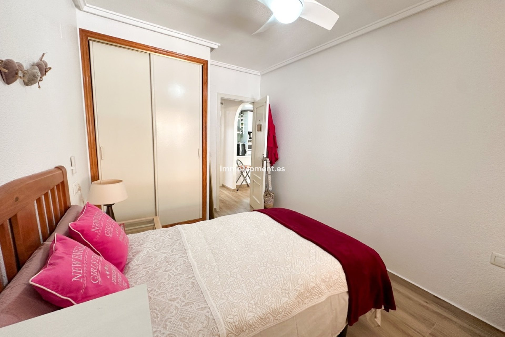 Resale - Apartment - Torrevieja - Torrevieja Centro