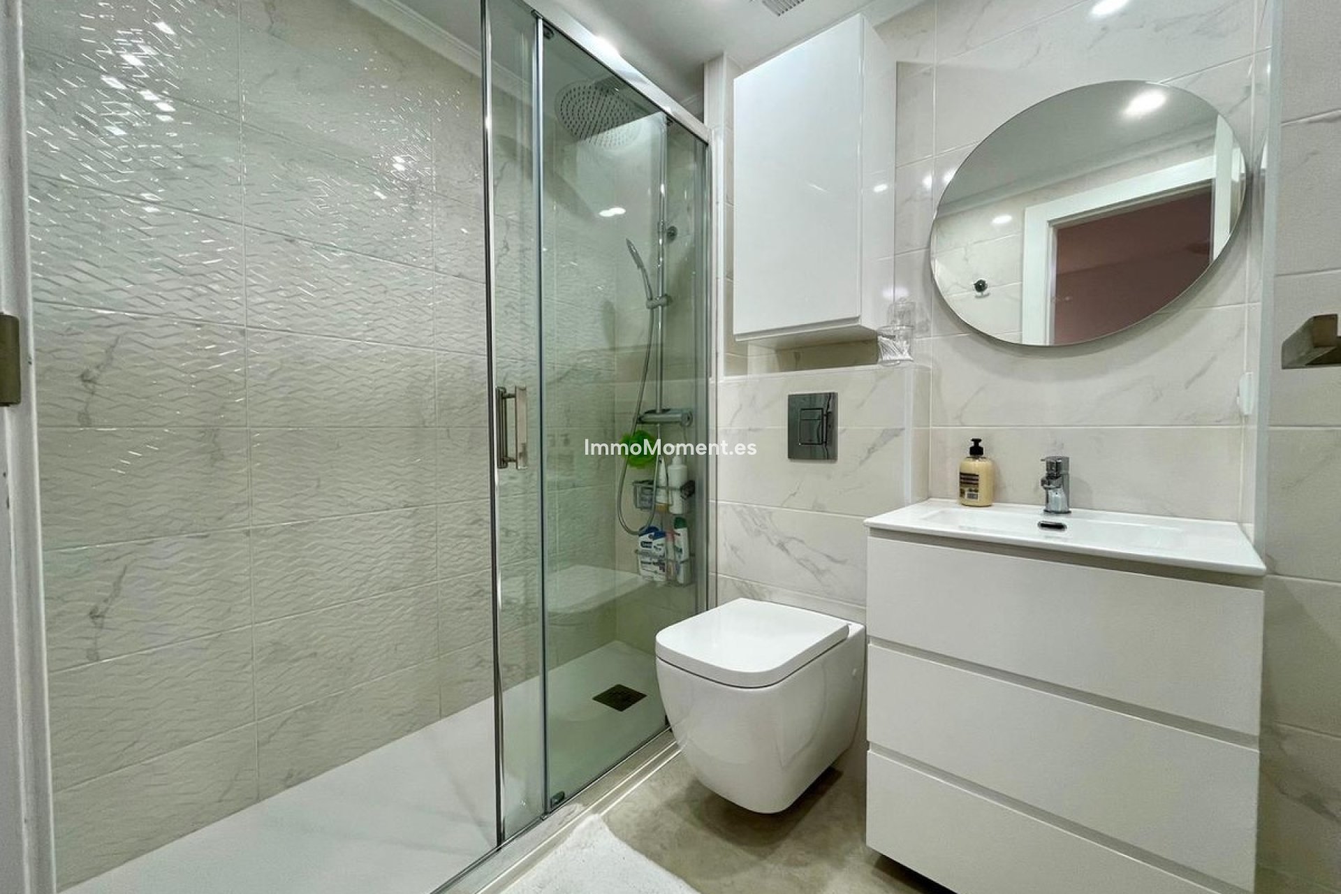 Resale - Apartment - Torrevieja - Torrevieja Centro