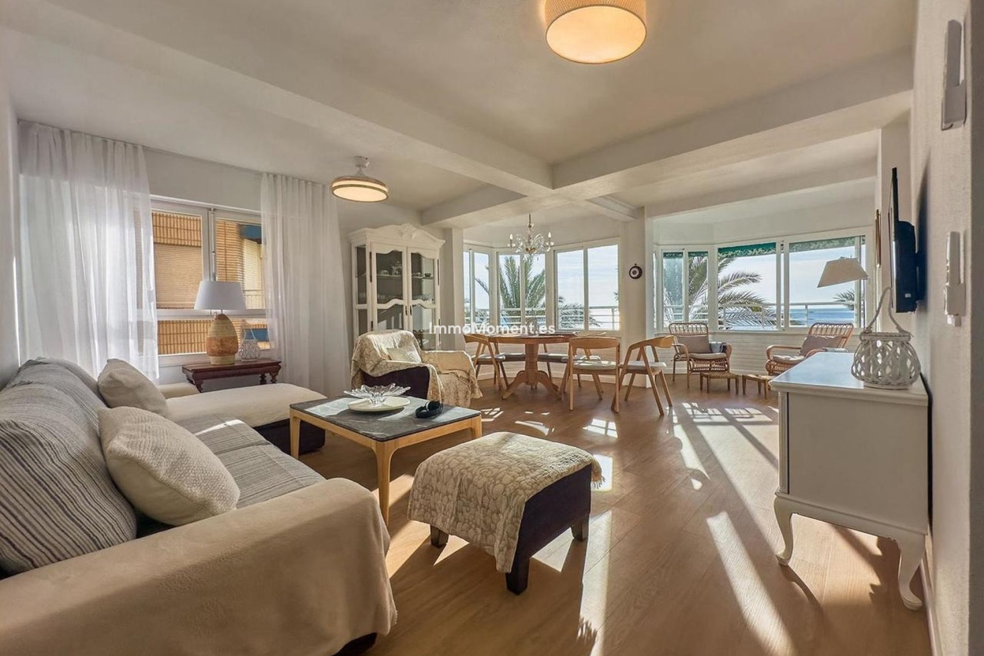 Resale - Apartment - Torrevieja - Torrevieja Centro