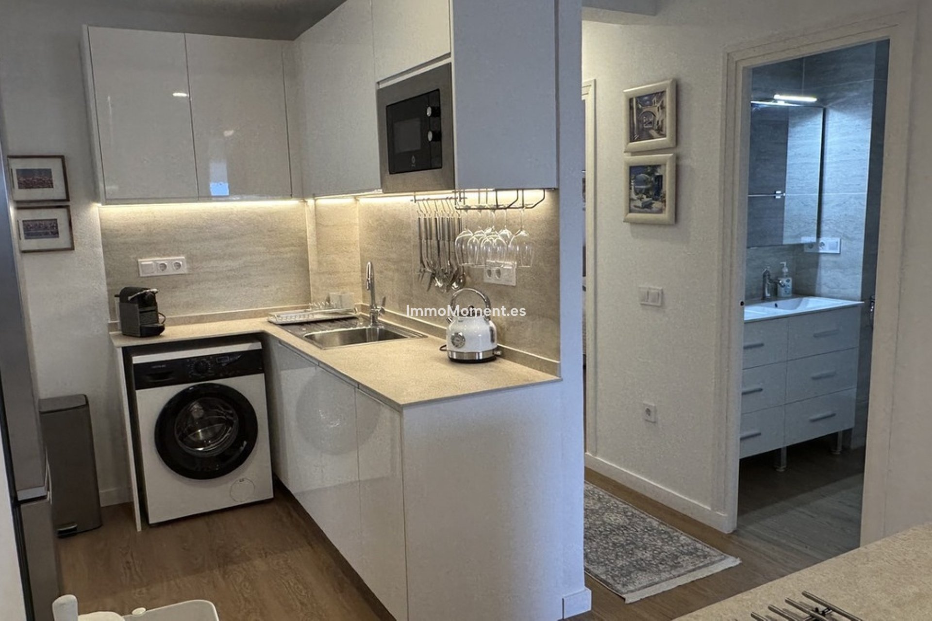 Resale - Apartment - Torrevieja - Torrevieja Centro