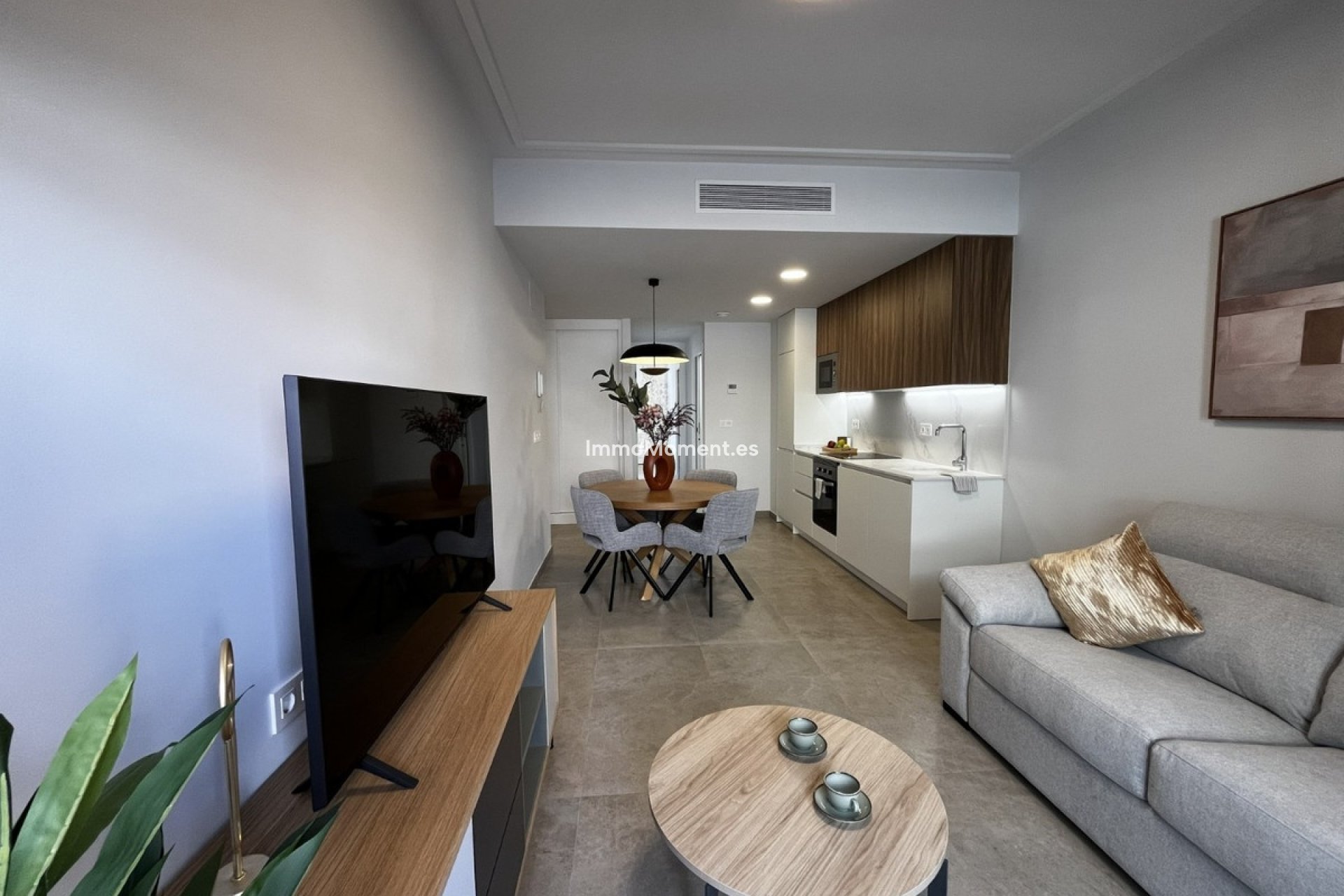 Resale - Apartment - Torrevieja - Torrevieja Centro