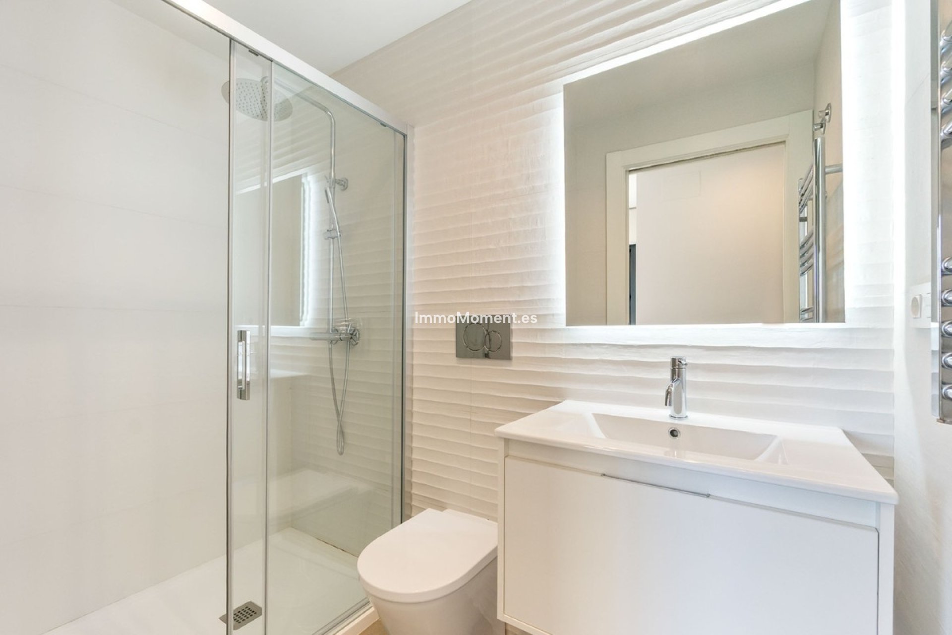 Resale - Apartment - Torrevieja - Torrevieja Centro