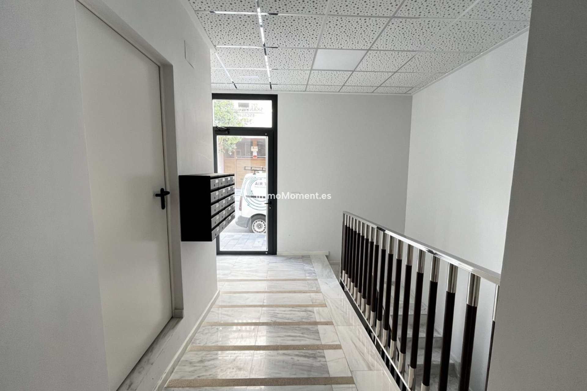 Resale - Apartment - Torrevieja - Torrevieja Centro