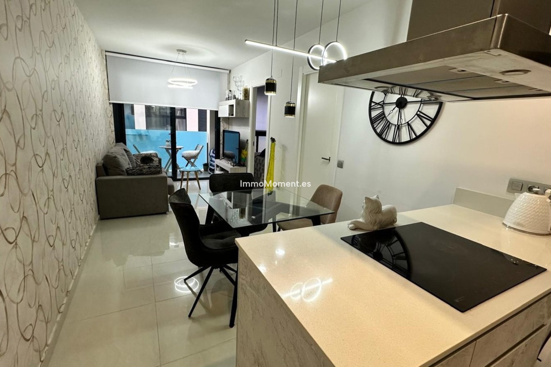 Resale - Apartment - Torrevieja - Torrevieja Centro