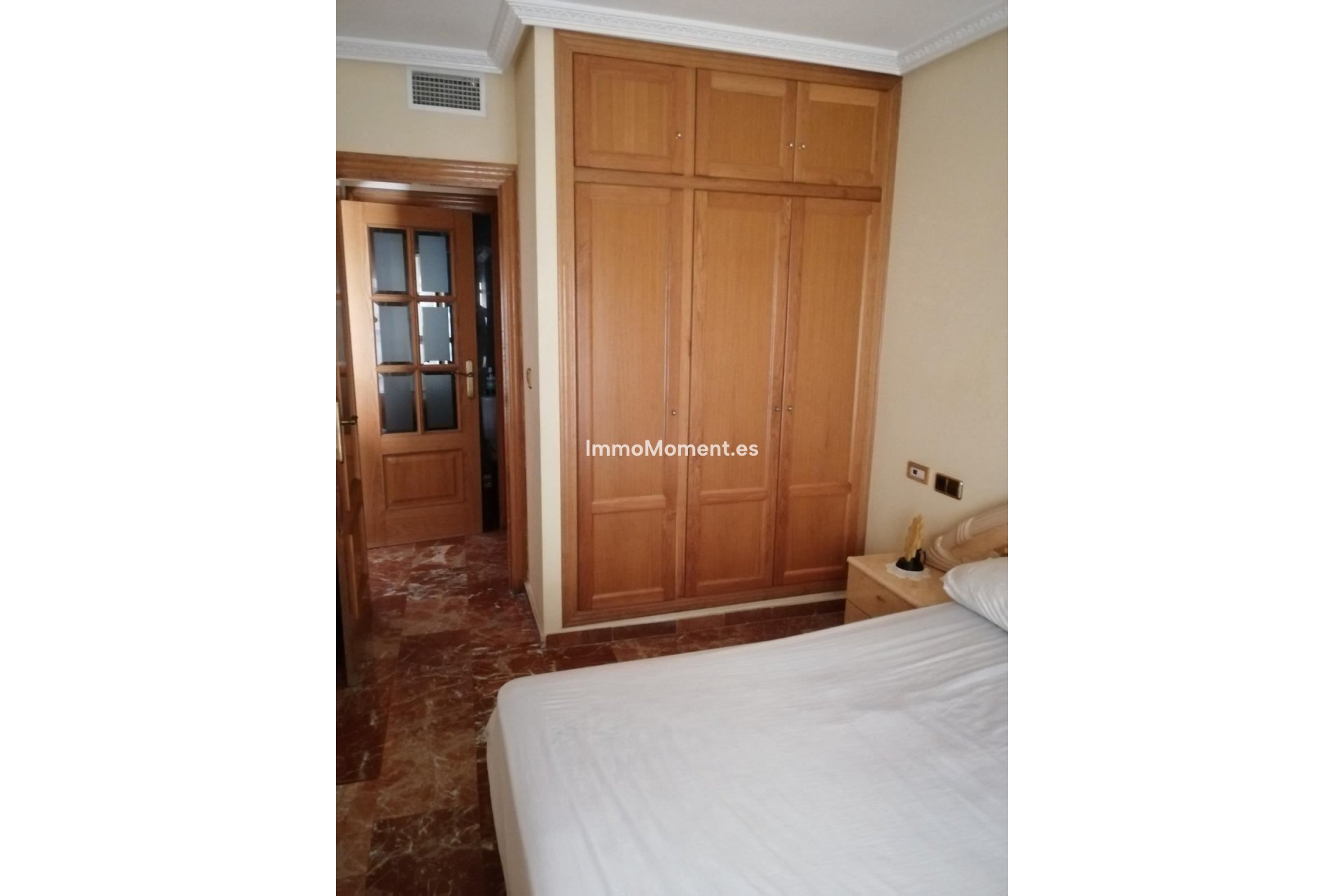 Resale - Apartment - Torrevieja - Torrevieja Centro