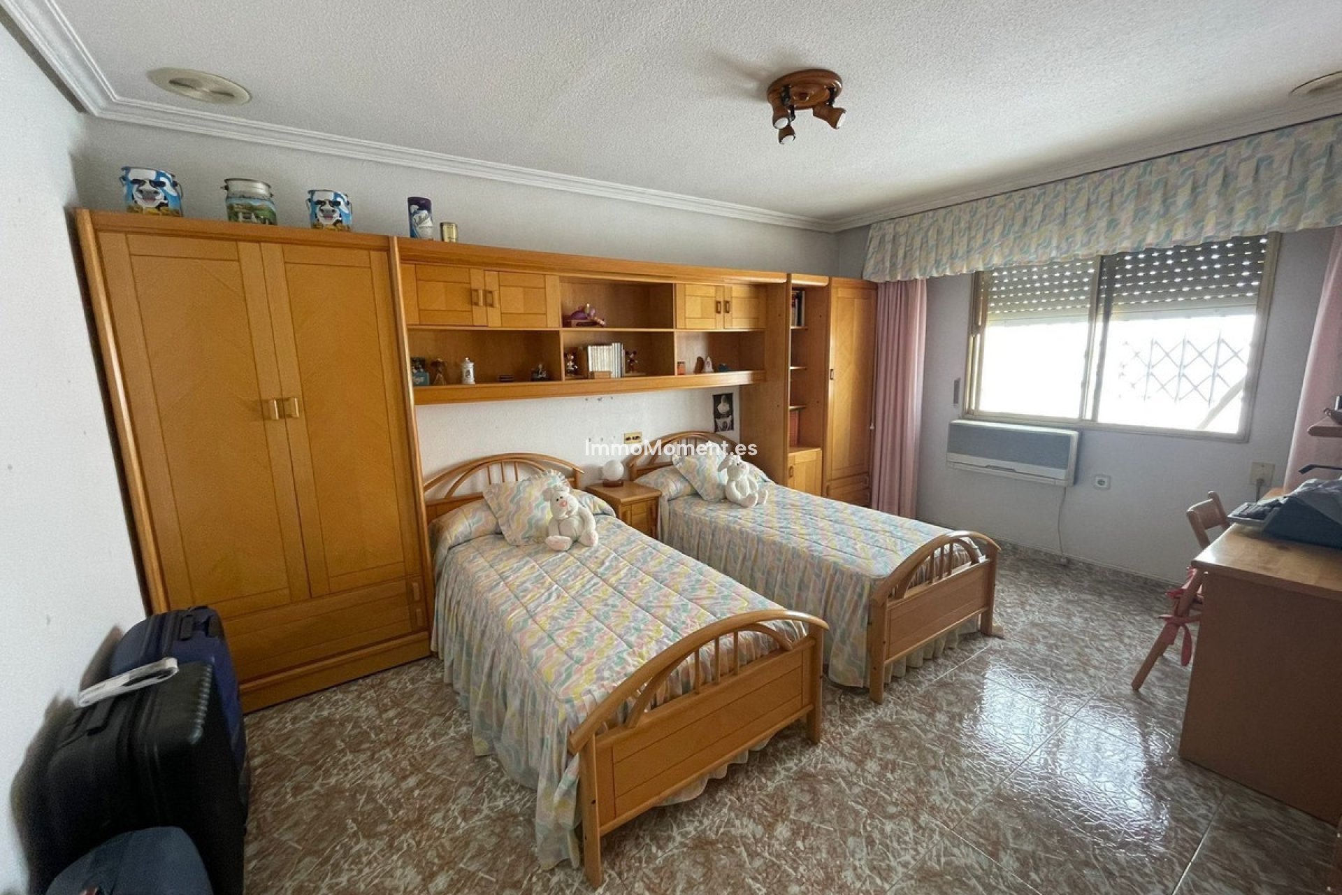 Resale - Apartment - Torrevieja - Torrevieja Centro