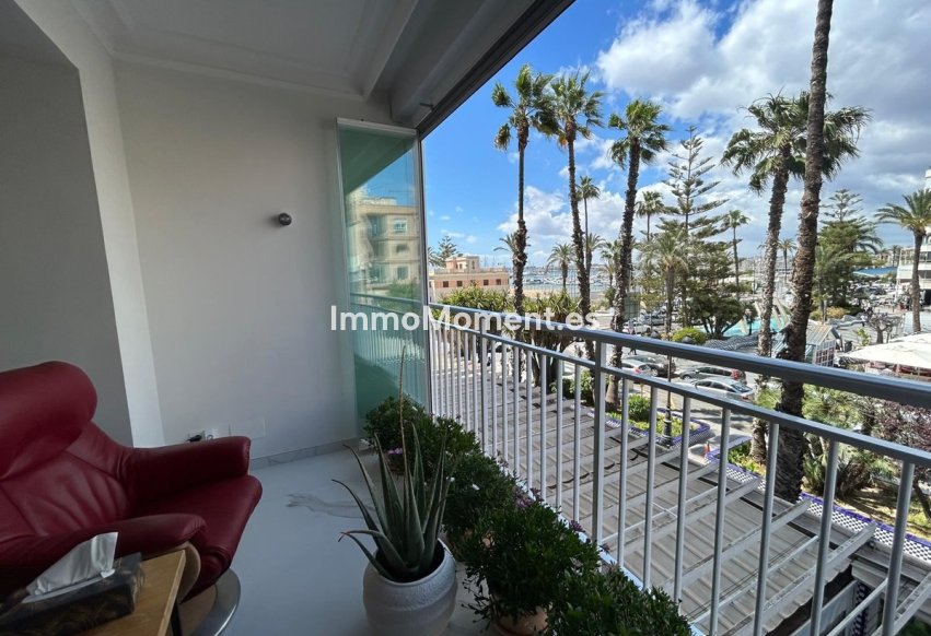 Resale - Apartment - Torrevieja - Torrevieja Centro