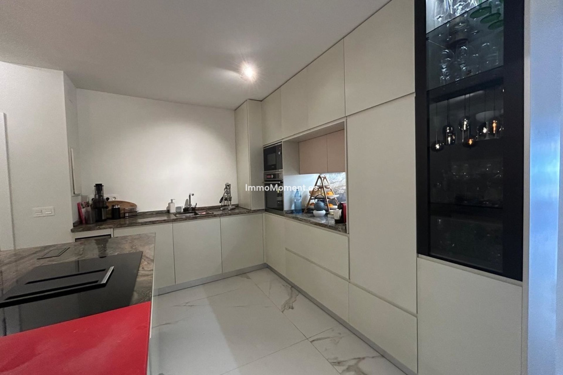 Resale - Apartment - Torrevieja - Torrevieja Centro