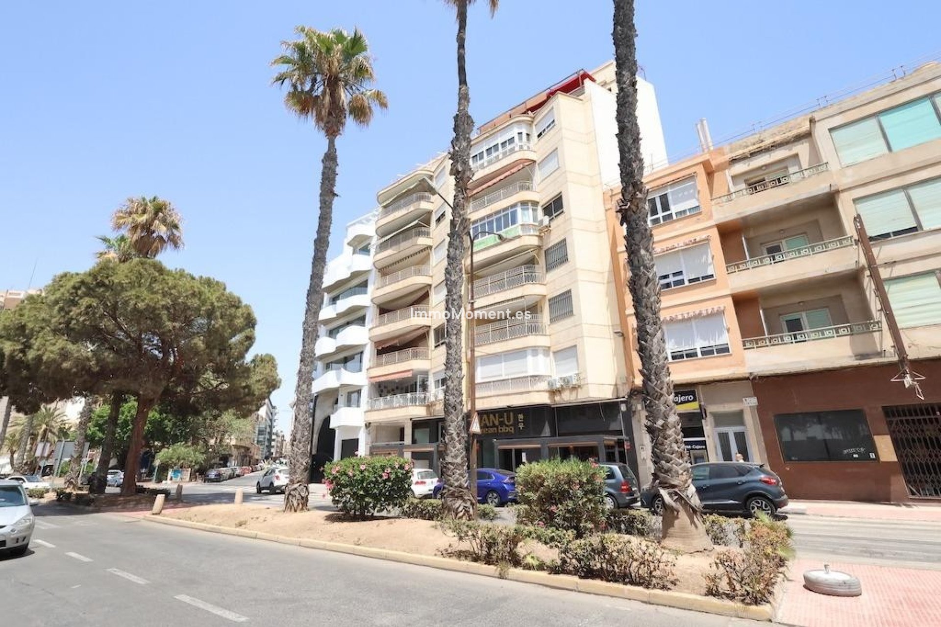 Resale - Apartment - Torrevieja - Torrevieja Centro