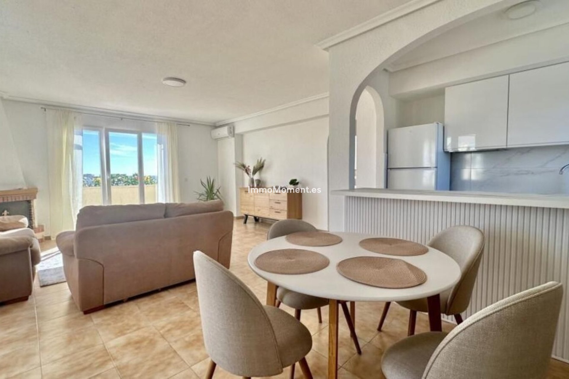 Resale - Apartment - Torrevieja - Torrevieja Centro