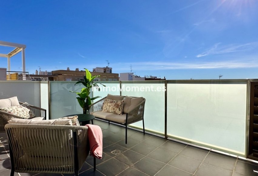 Resale - Apartment - Torrevieja - Torrevieja Centro