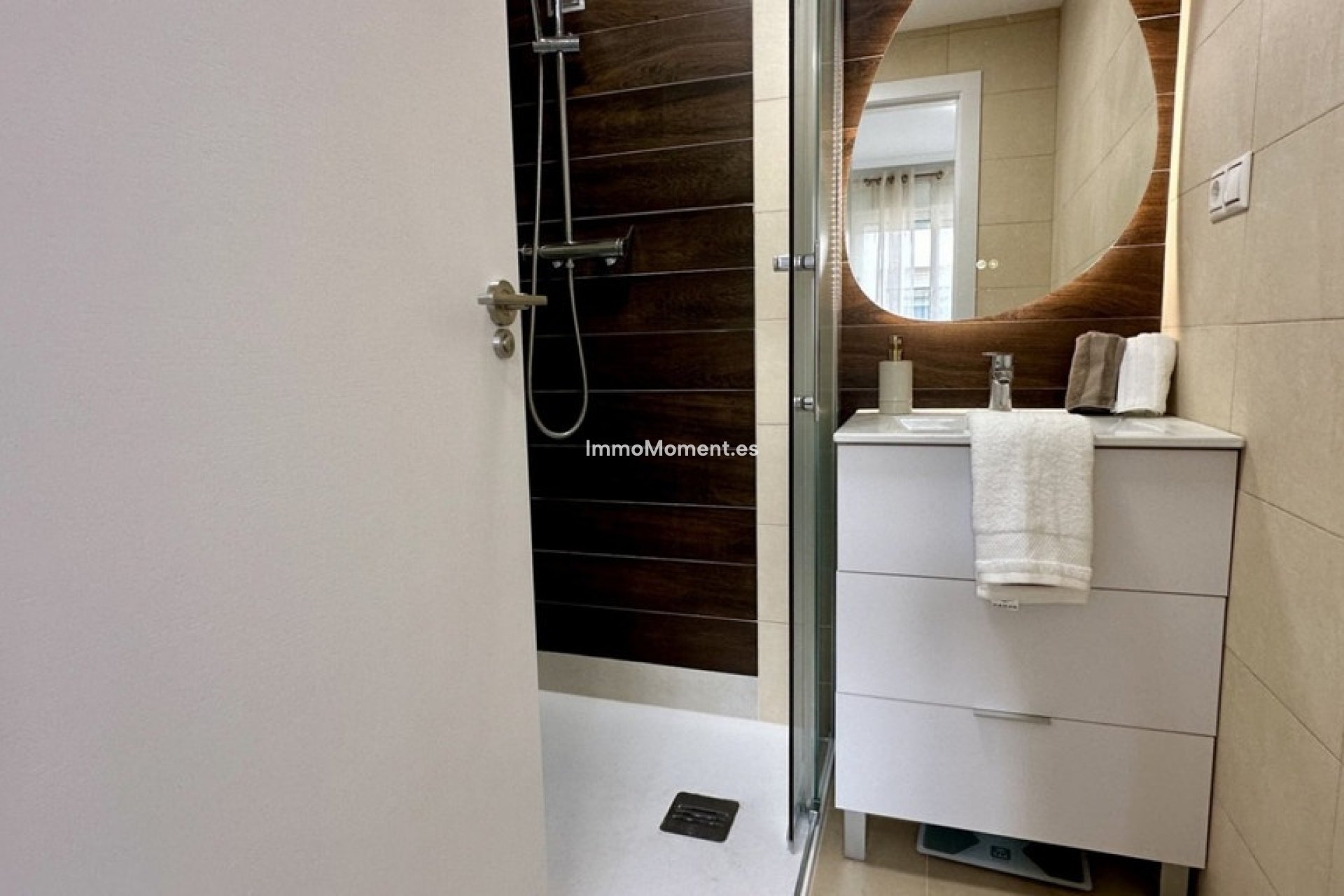 Resale - Apartment - Torrevieja - Torrevieja Centro