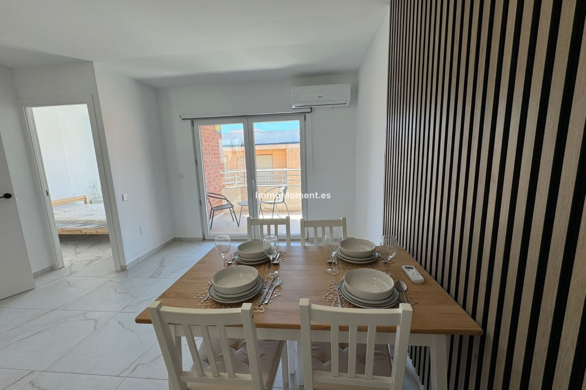 Resale - Apartment - Torrevieja - Torrevieja Centro