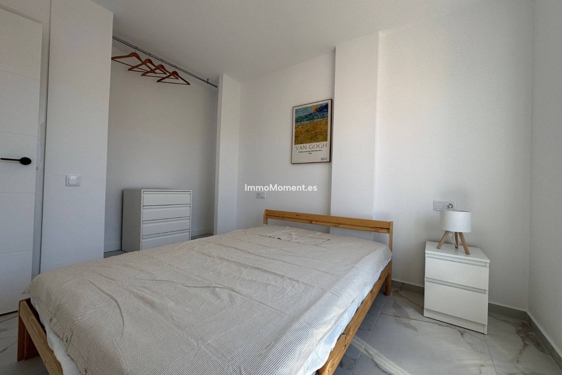 Resale - Apartment - Torrevieja - Torrevieja Centro