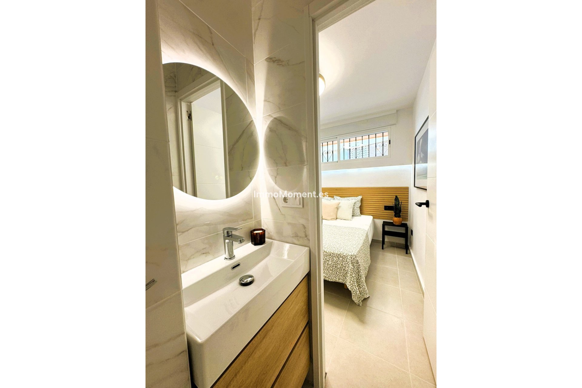 Resale - Apartment - Torrevieja - Torrevieja Centro