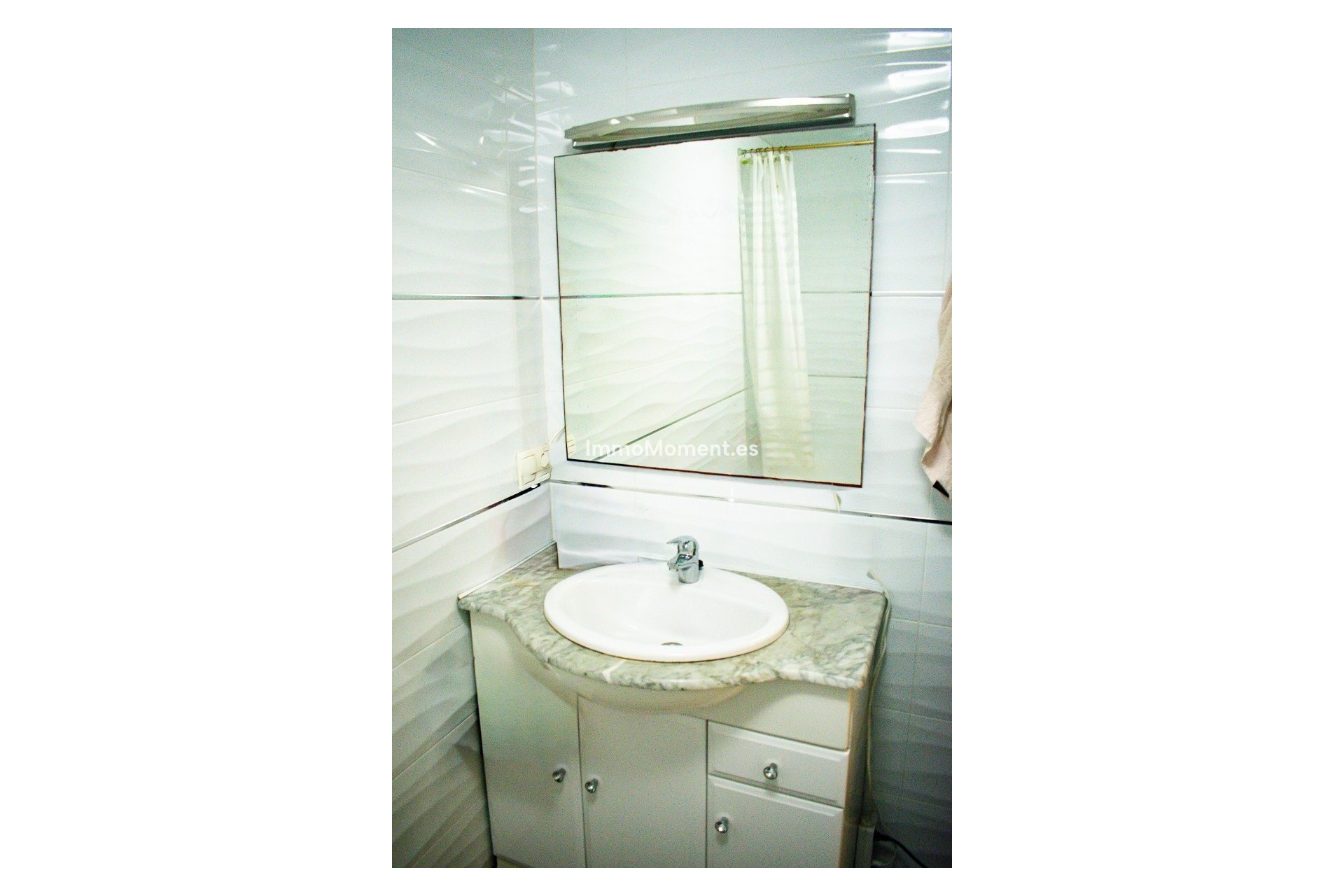 Resale - Apartment - Torrevieja - Torrevieja Centro