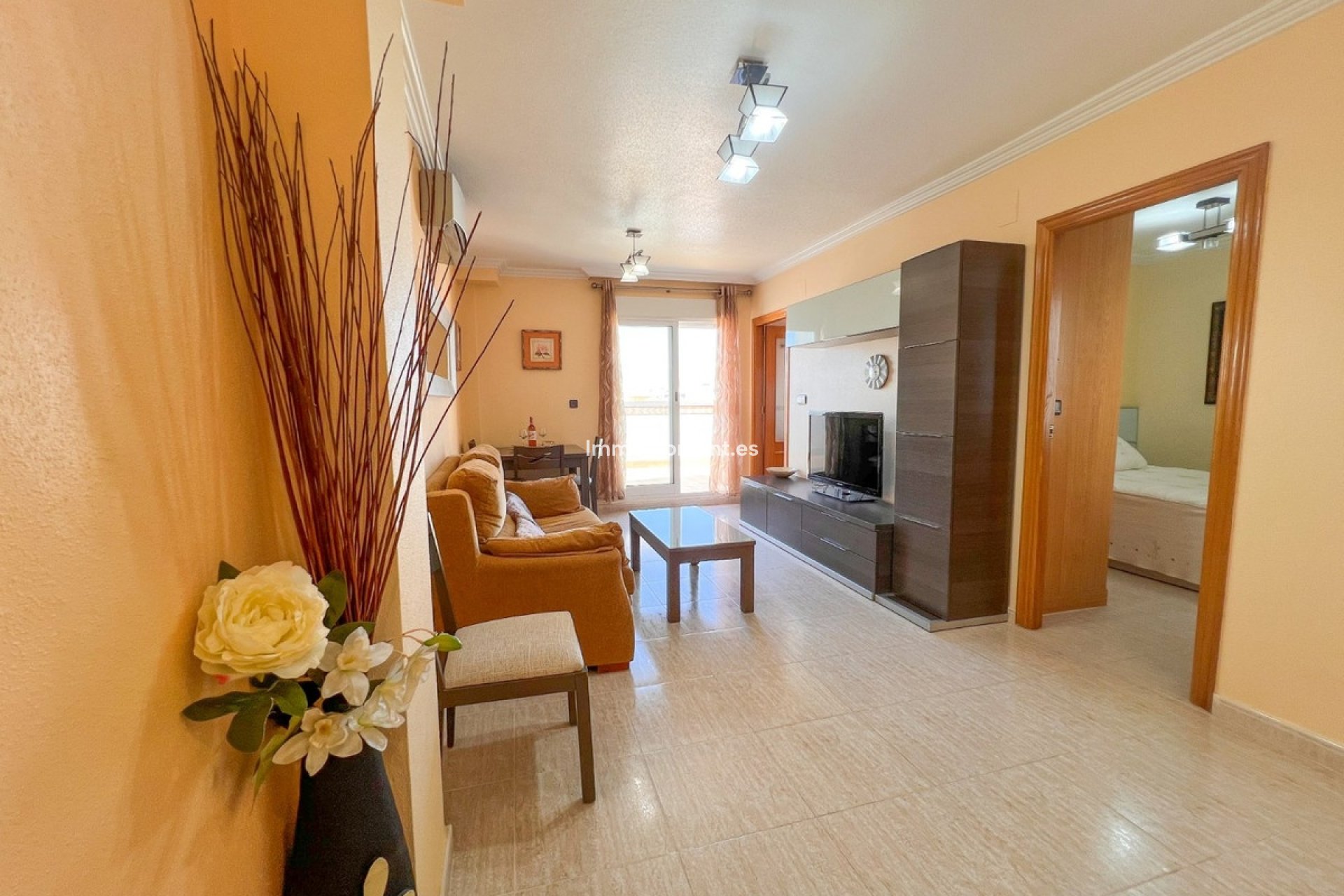 Resale - Apartment - Torrevieja - Torrevieja Centro