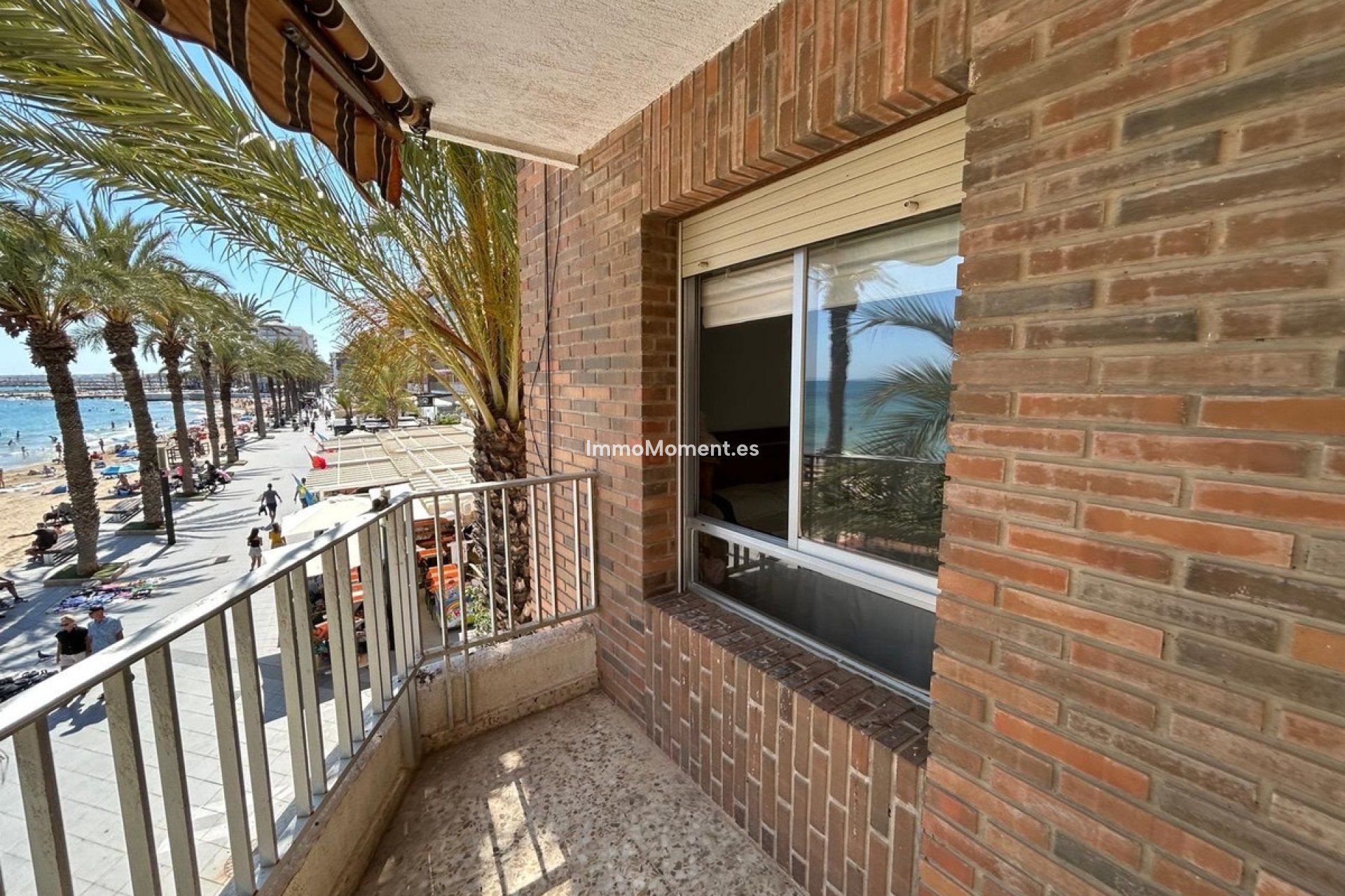 Resale - Apartment - Torrevieja - Torrevieja Centro