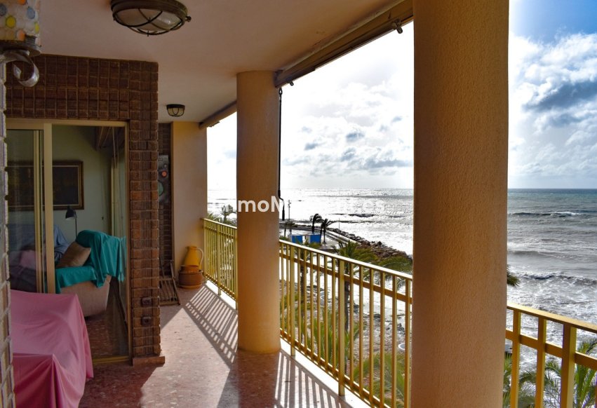 Resale - Apartment - Torrevieja - Torrevieja Centro