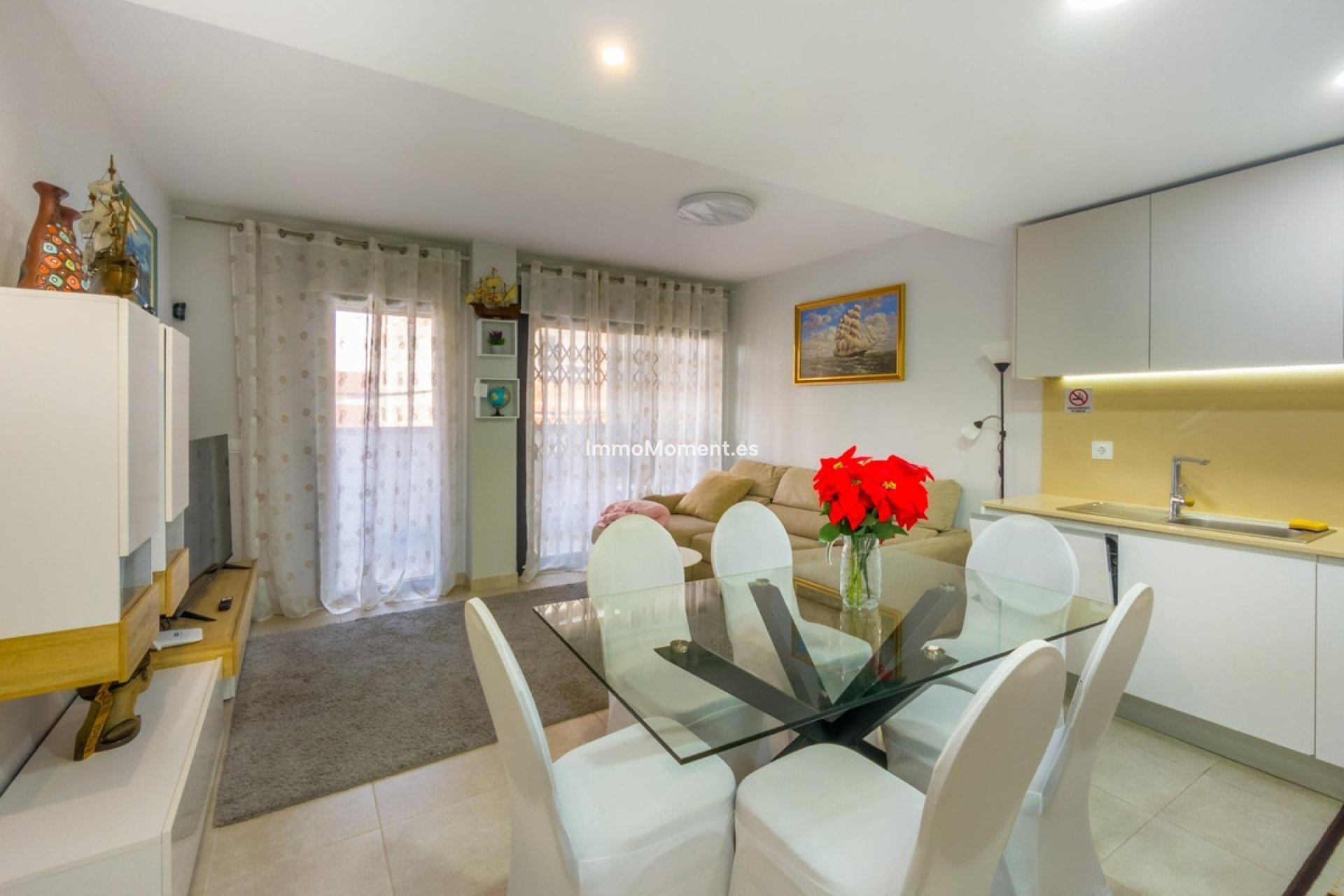 Resale - Apartment - Torrevieja - Torrevieja Centro