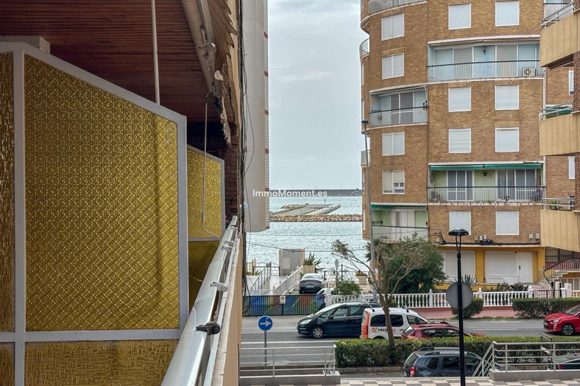 Resale - Apartment - Torrevieja - Torrevieja Centro