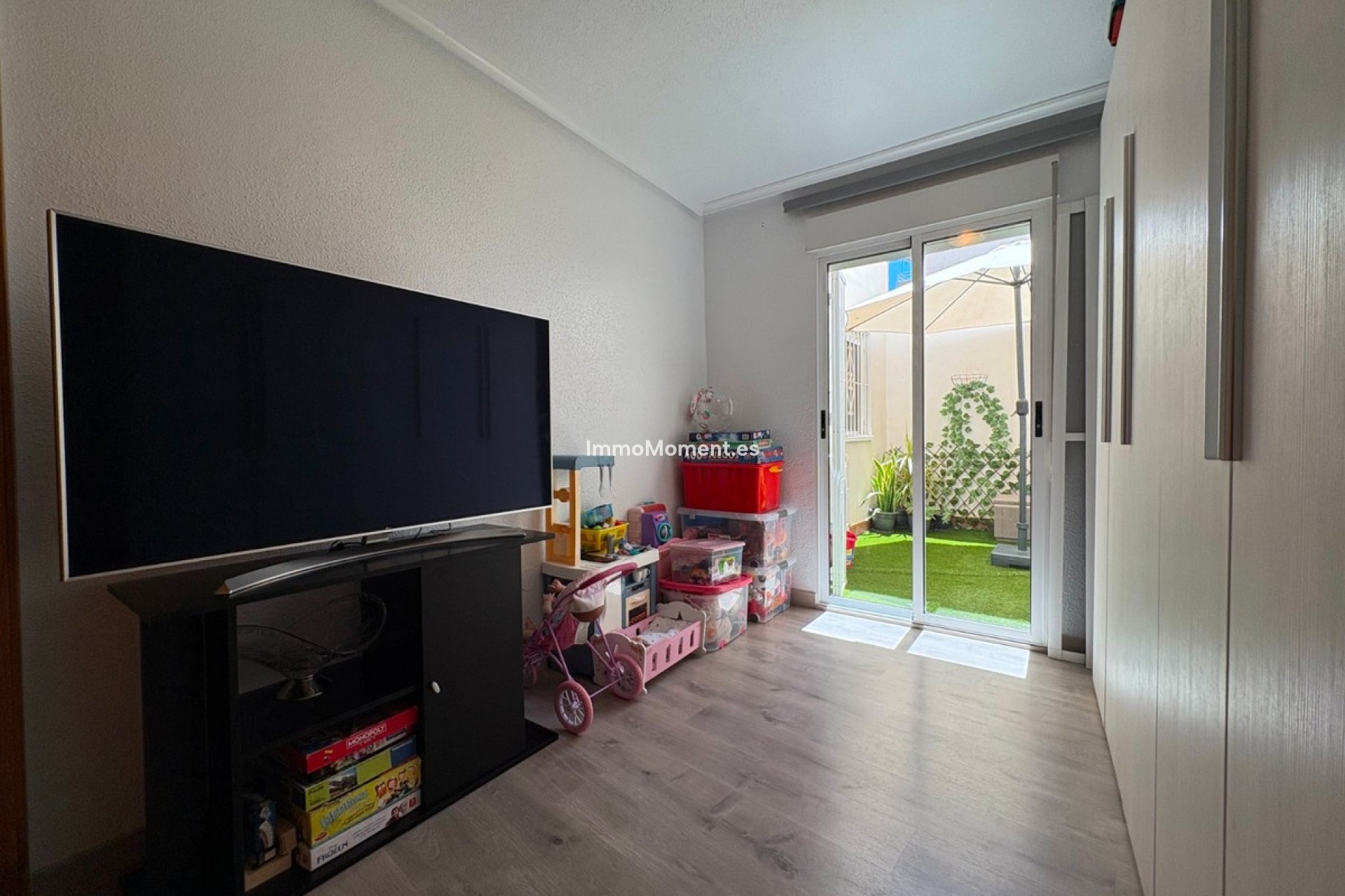 Resale - Apartment - Torrevieja - Torrevieja Centro