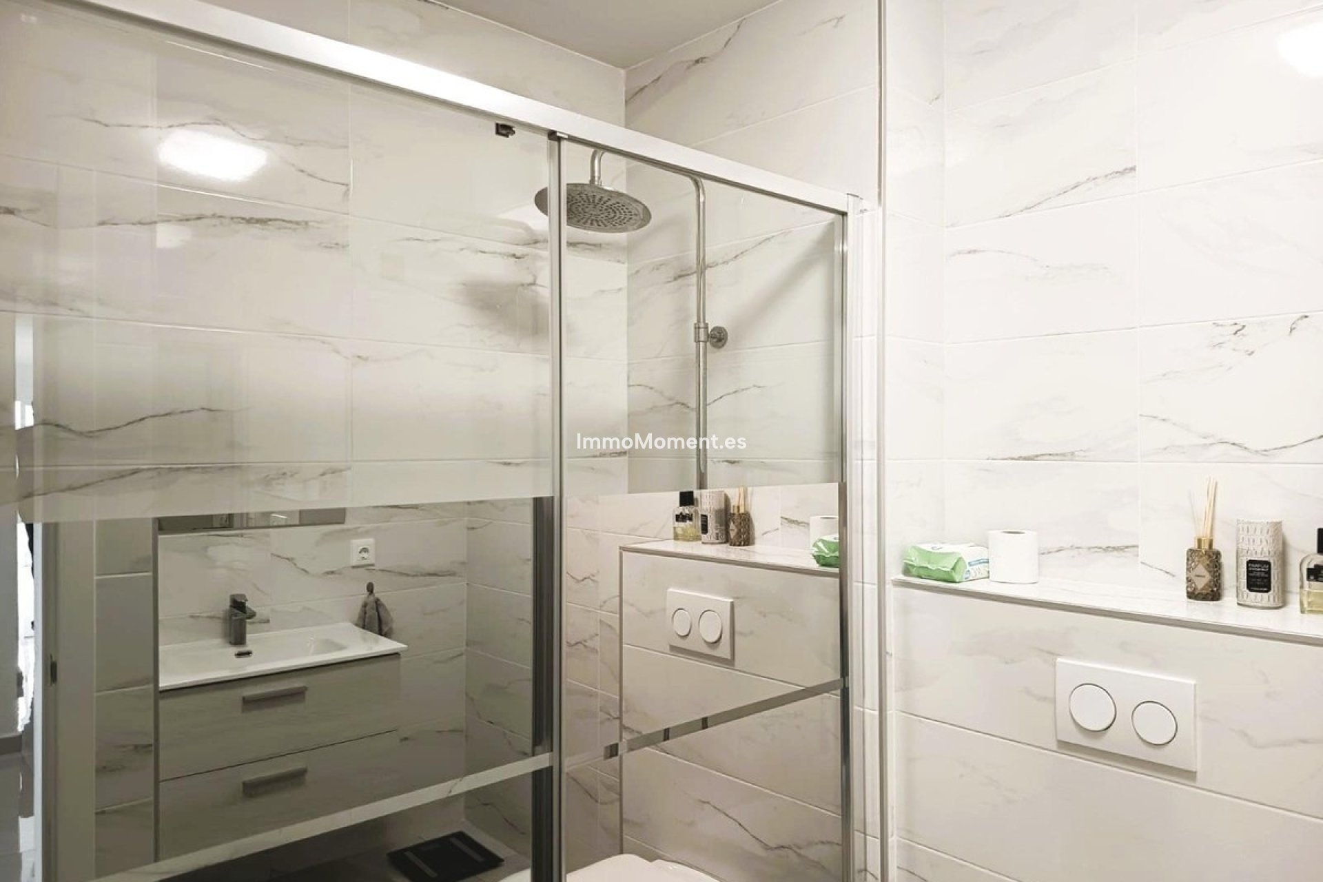 Resale - Apartment - Torrevieja - Torrevieja Centro