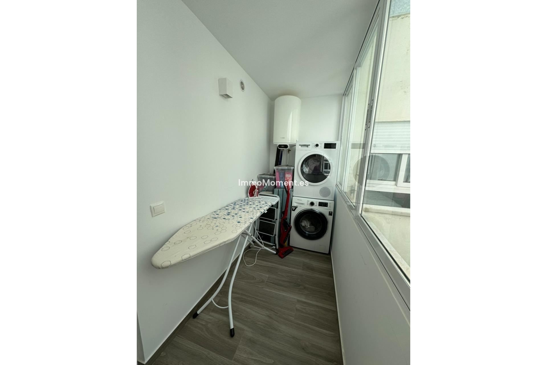 Resale - Apartment - Torrevieja - Torrevieja Centro