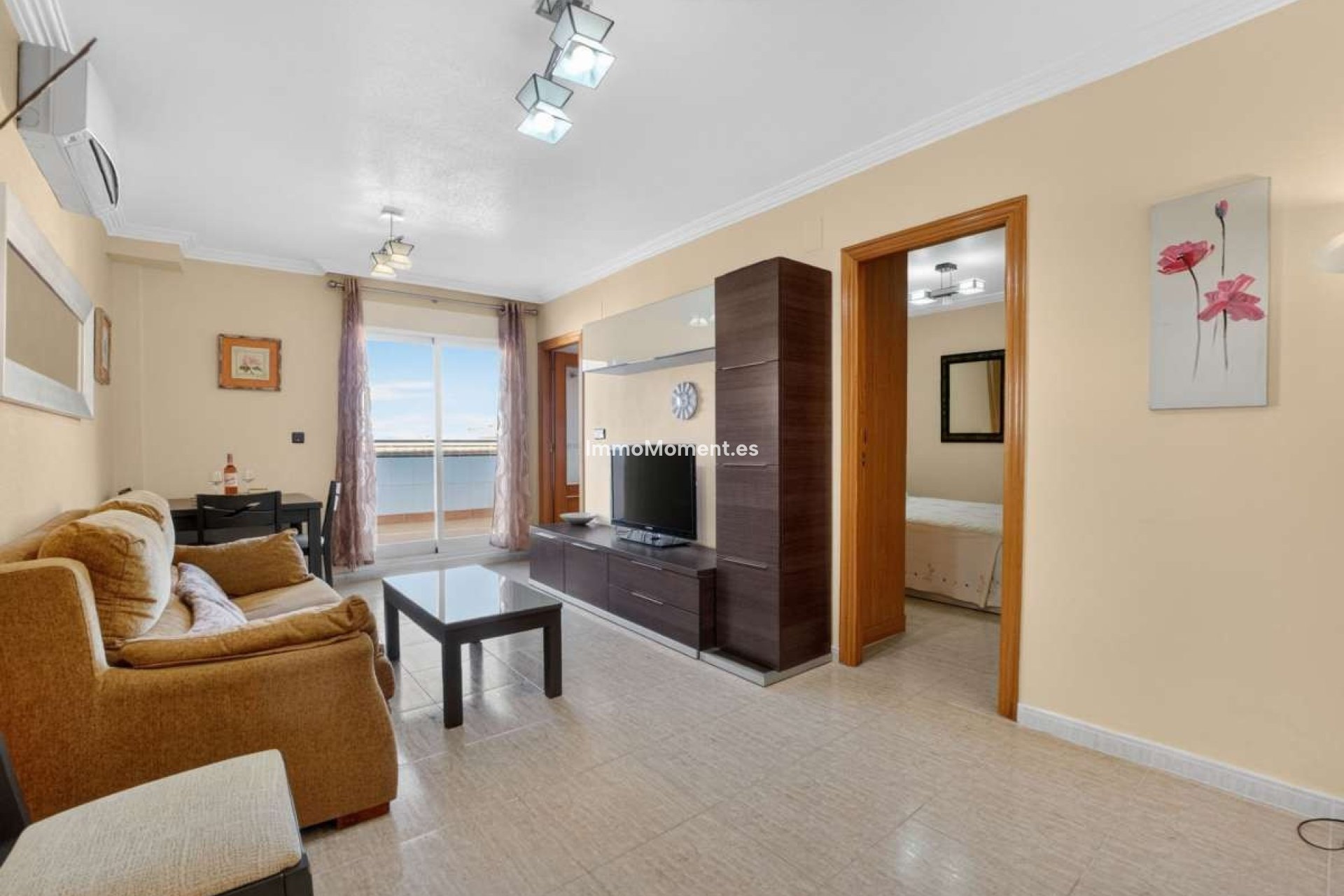 Resale - Apartment - Torrevieja - Torrevieja Centro
